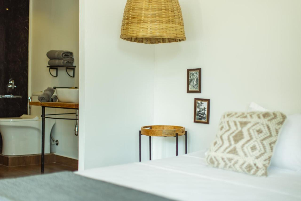 Pont Bleu Suites Riverside & Pool كِناكونا المظهر الخارجي الصورة