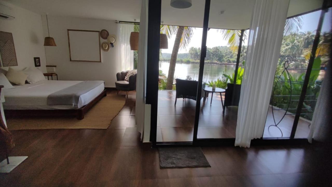 Pont Bleu Suites Riverside & Pool كِناكونا المظهر الخارجي الصورة